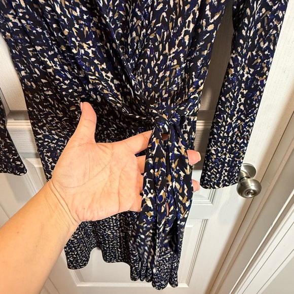 CHAPS Women’s Wrap dress size L - Picture 7 of 15